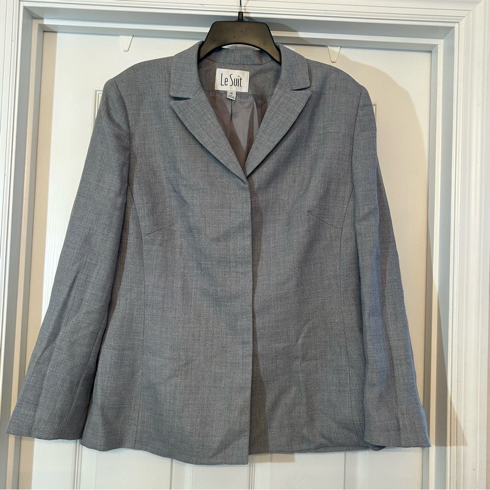 Le Suit Women's Classic Gray Blazer Size 16